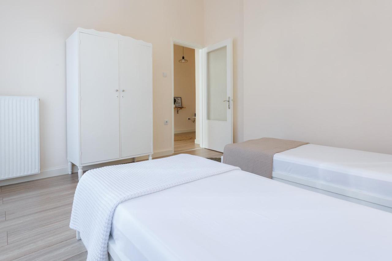 Centro Home Kalamata Exteriör bild